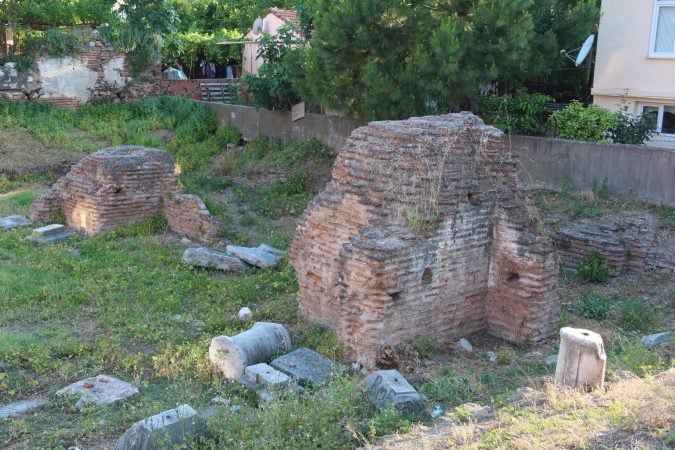 Ruins of ancient Byzantine brick fortifications and historic structures in Iznik.