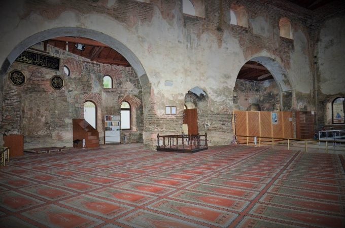 Inside hagia sophia nicaea prayer hall
