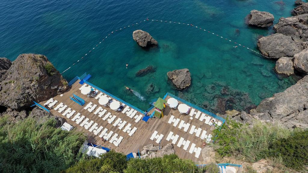 Antalya İnciraltı Beach