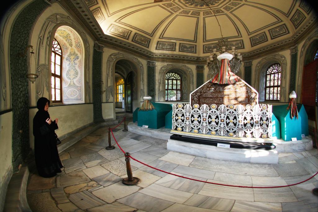 Bursa Osman Gazi Tomb