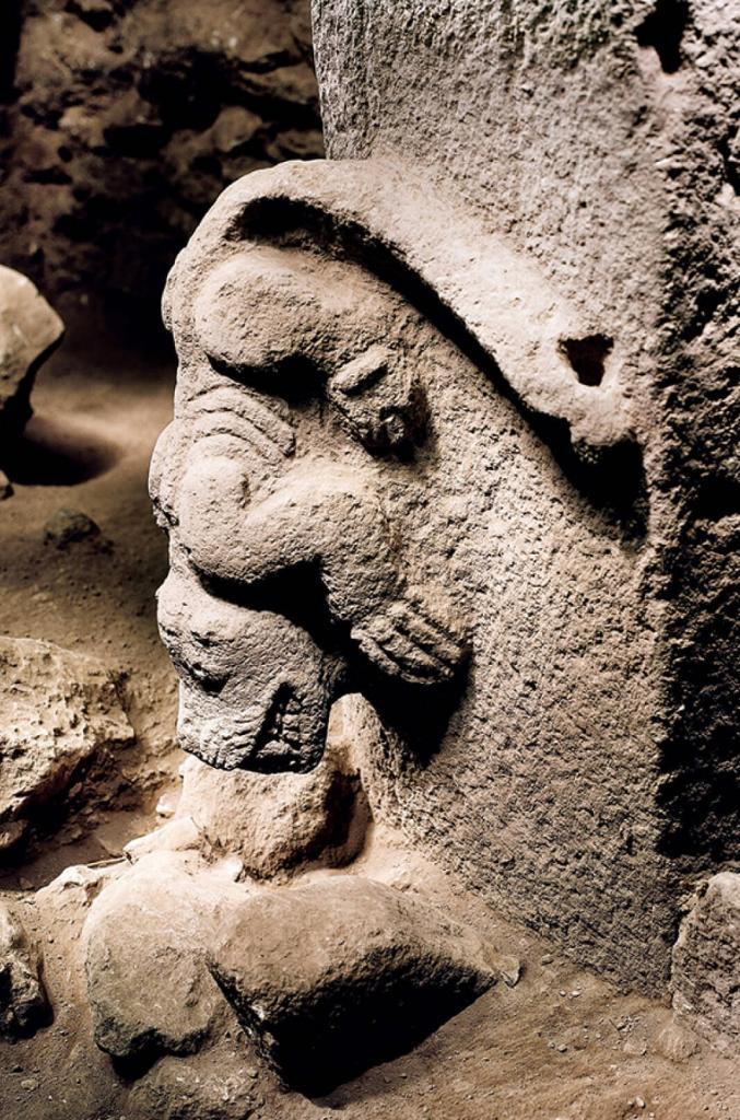 Gobeklitepe / Lion Figure