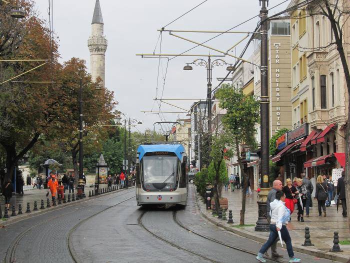 Divanyolu-Caddesi-İstanbul