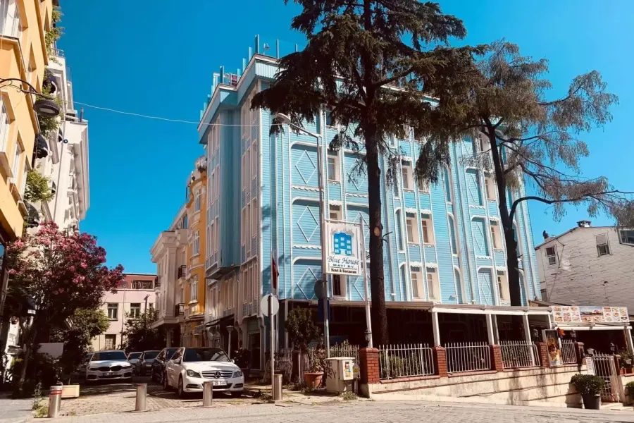 Blue House Hotel