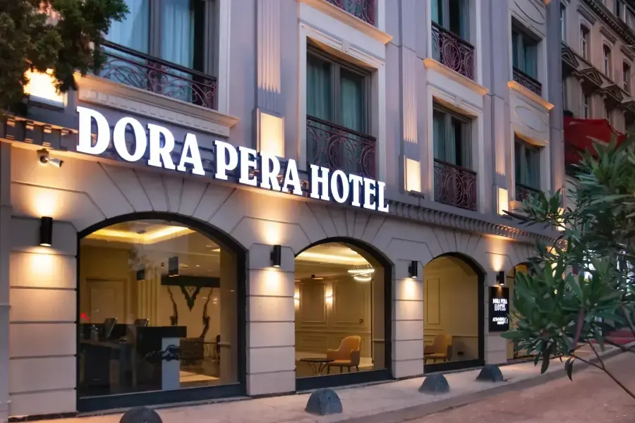 Dora Pera Hotel