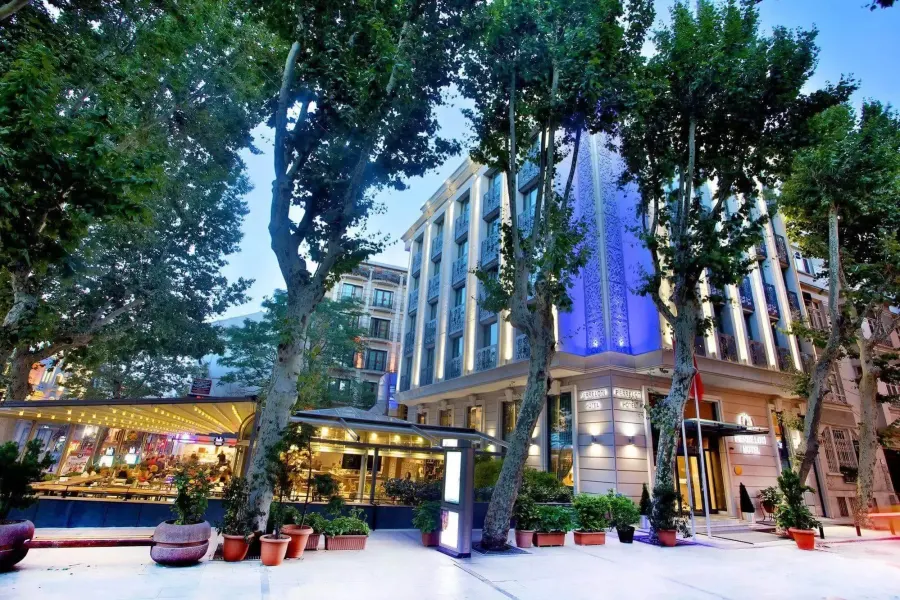 Pierre Loti Hotel