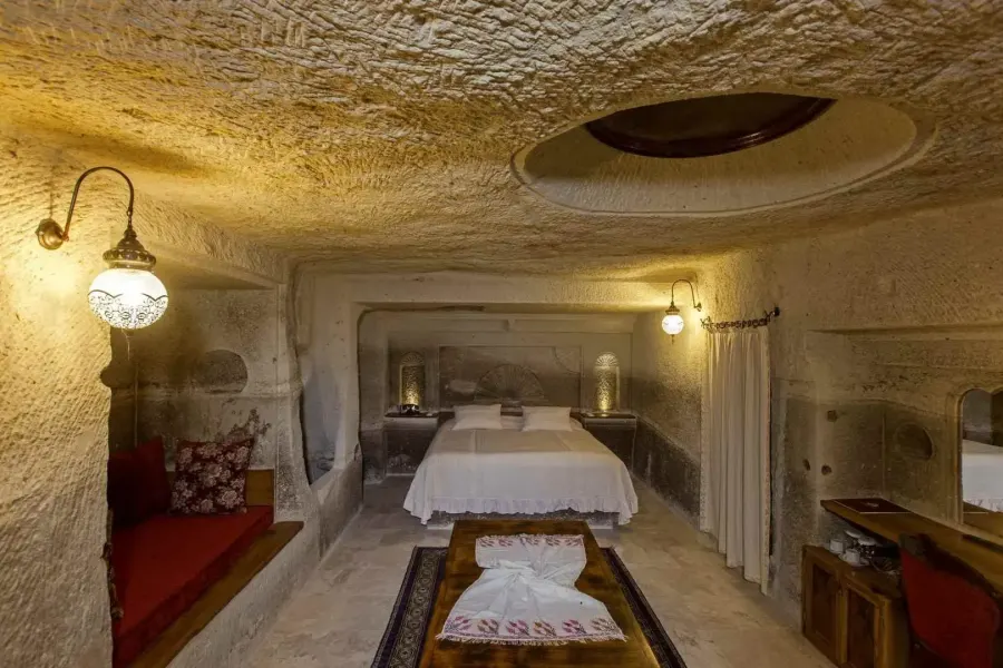Mithra Cave Hotel