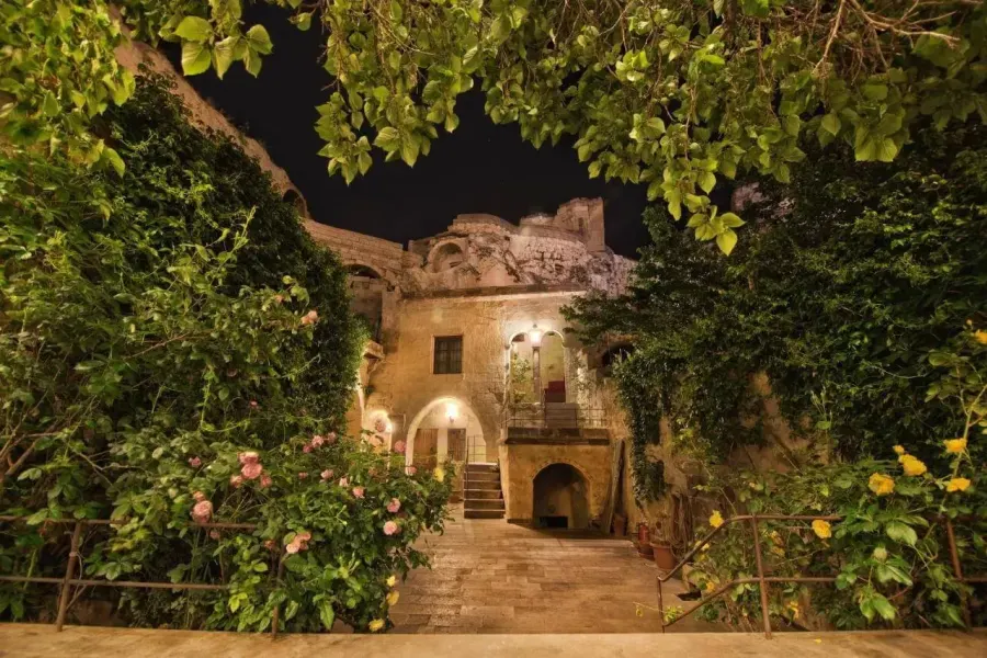 Dervish & Elegance Cave Suites