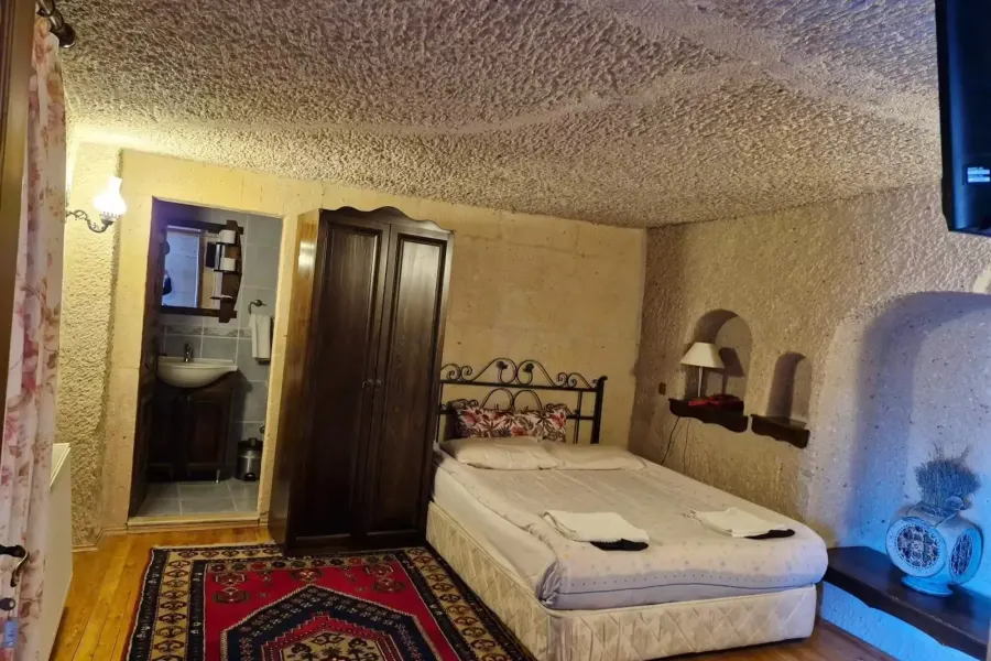 Nature Park Cave Hotel