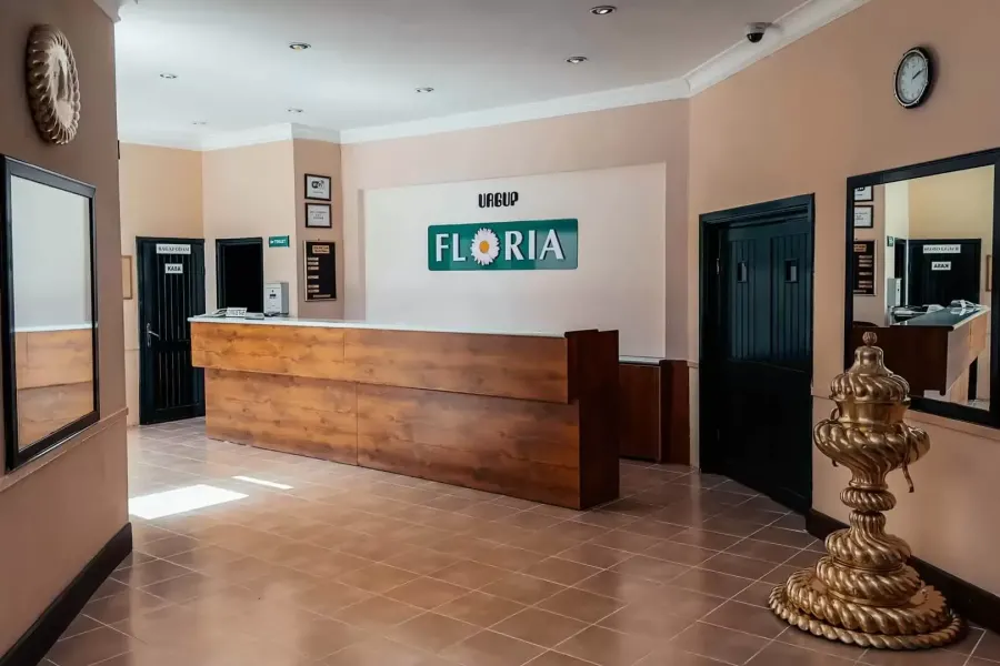Floria Hotel