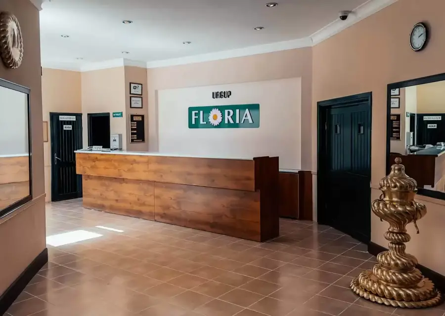 Floria Hotel