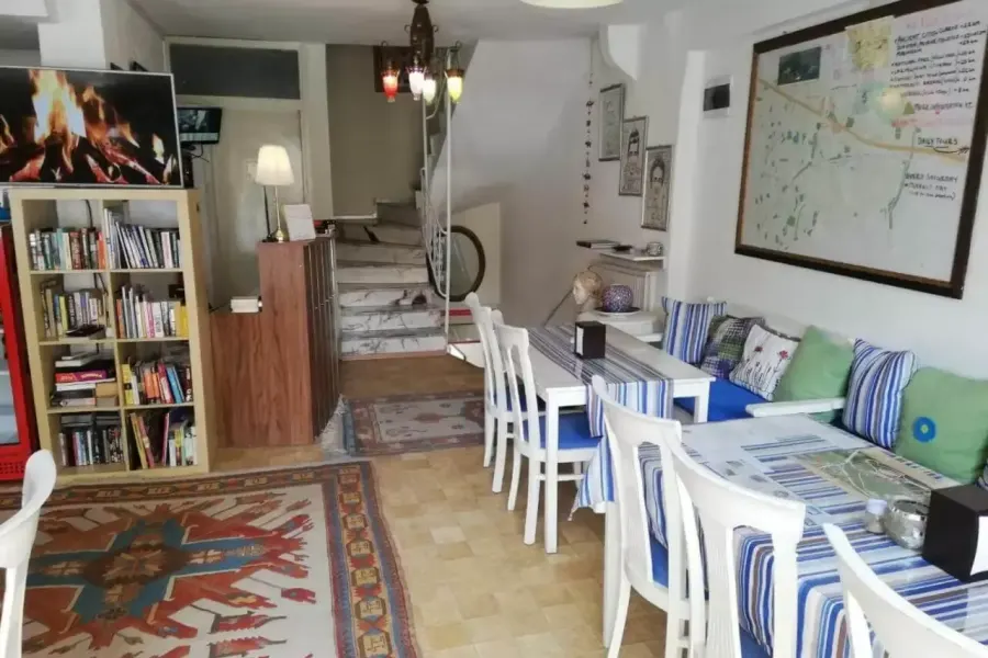 Urkmez Hotel