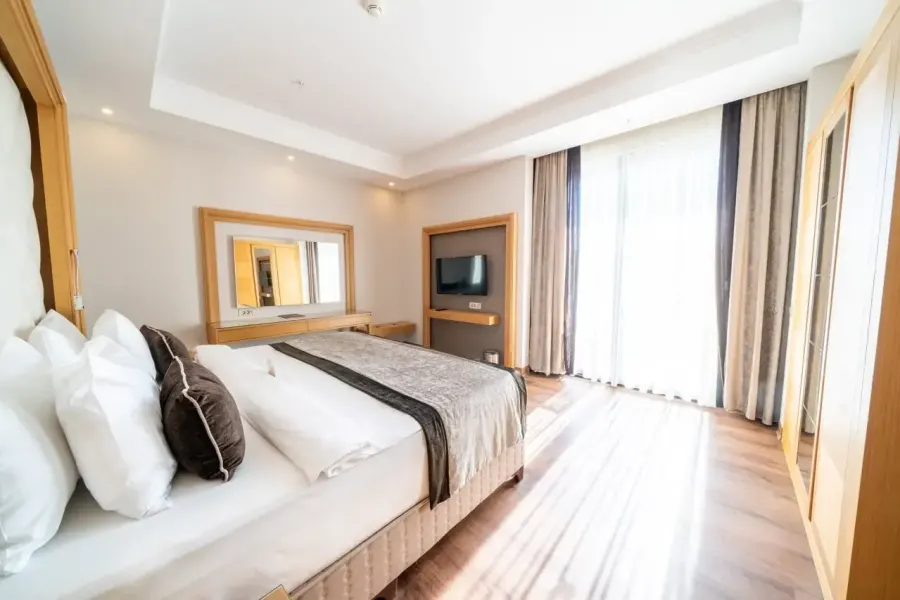 Korumar Hotel De Luxe