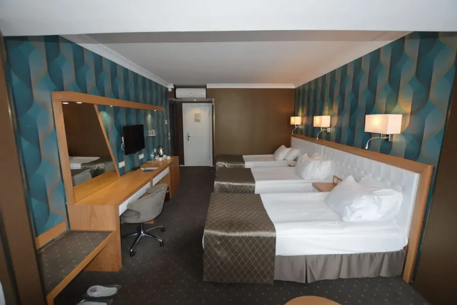 Akol Hotel