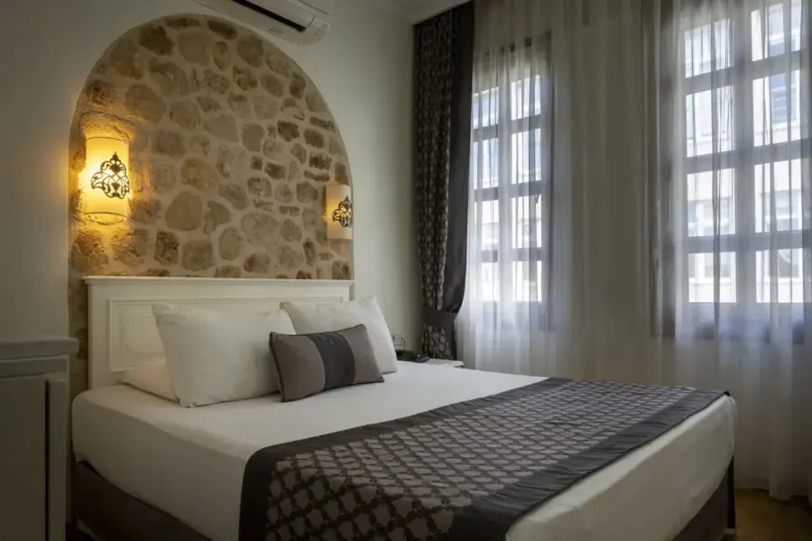 Argos Hotel