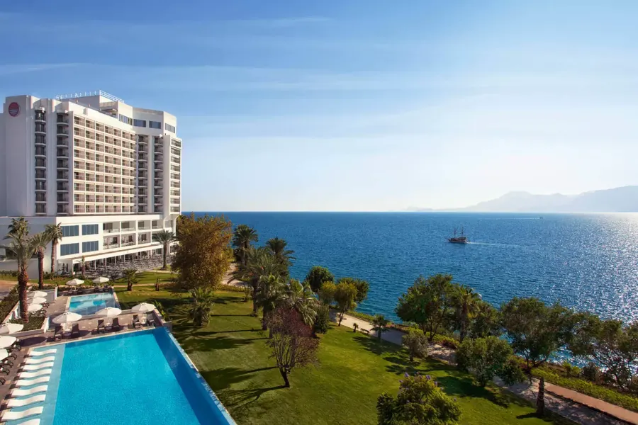 Akra Hotel
