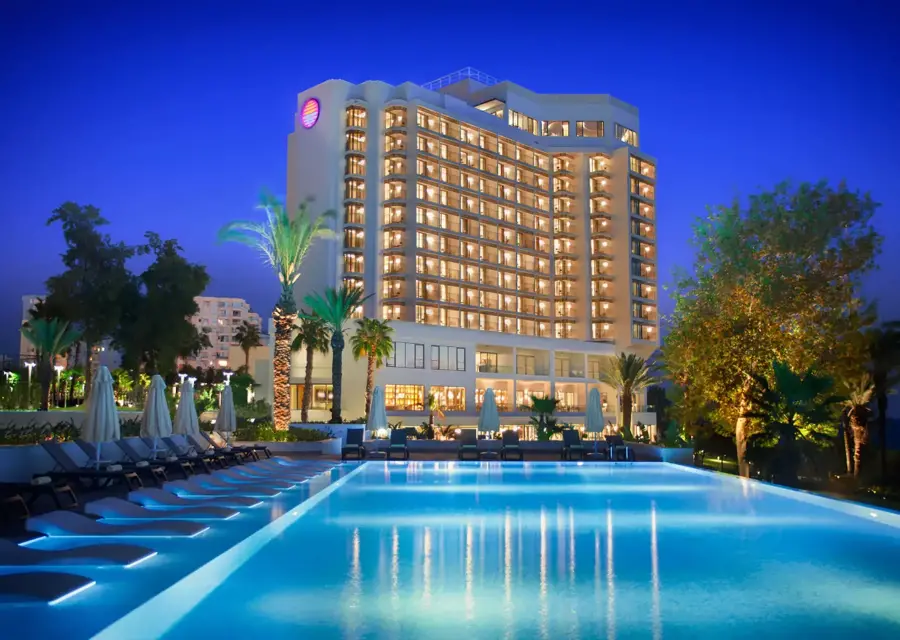 Akra Hotel