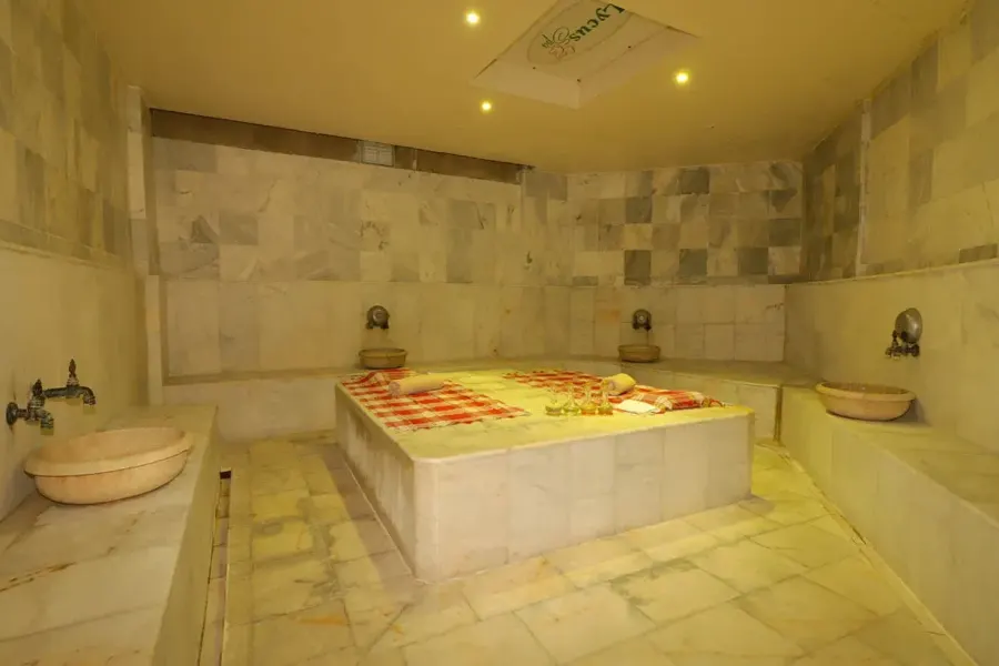 Lycus River Thermal Hotel