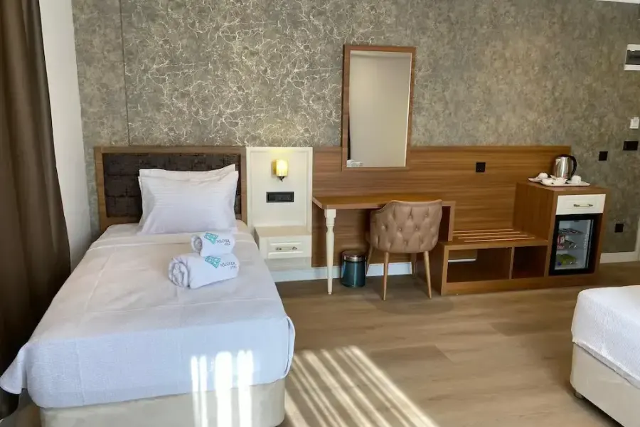 By Hotel Nılufer