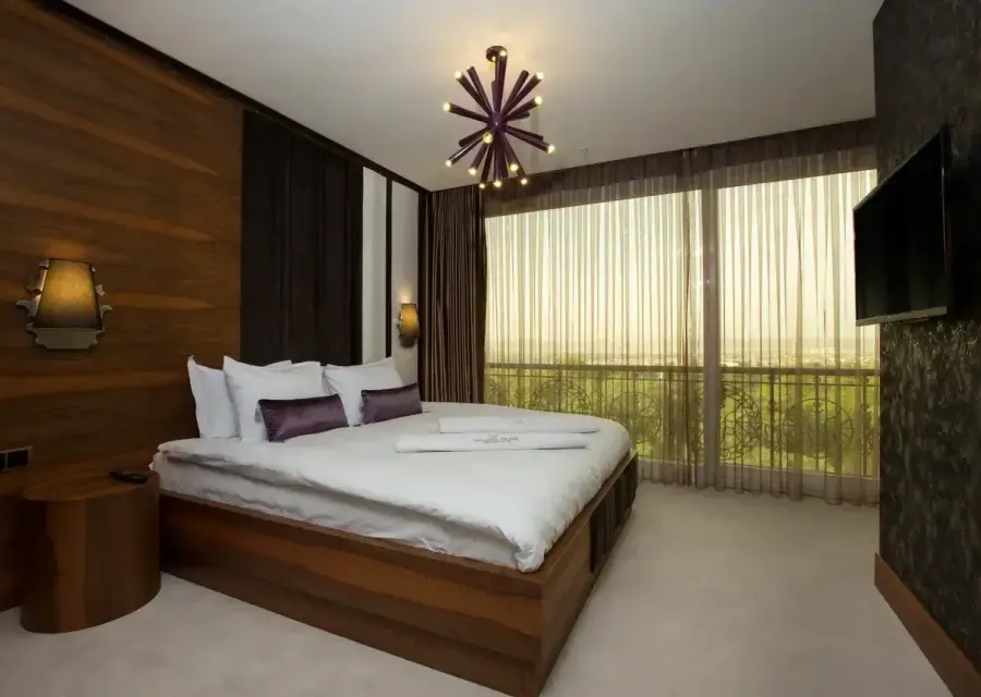 Golden Pars Hotel