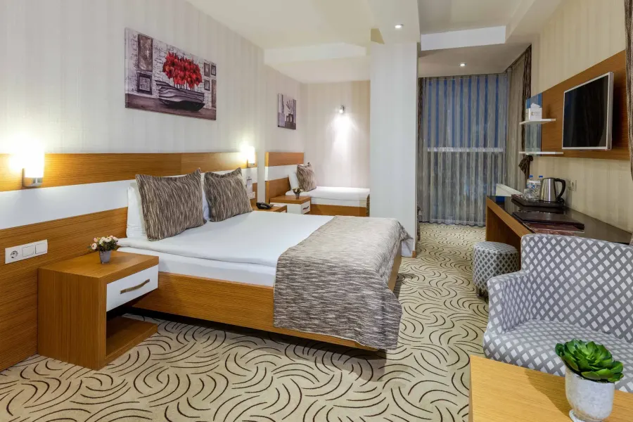 Dies Hotel