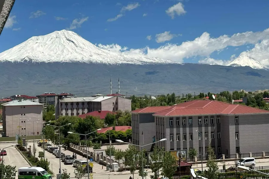 Hotel Ararat