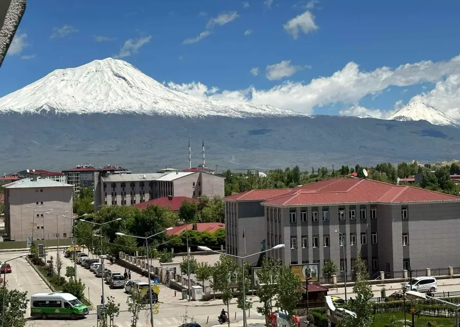 Hotel Ararat