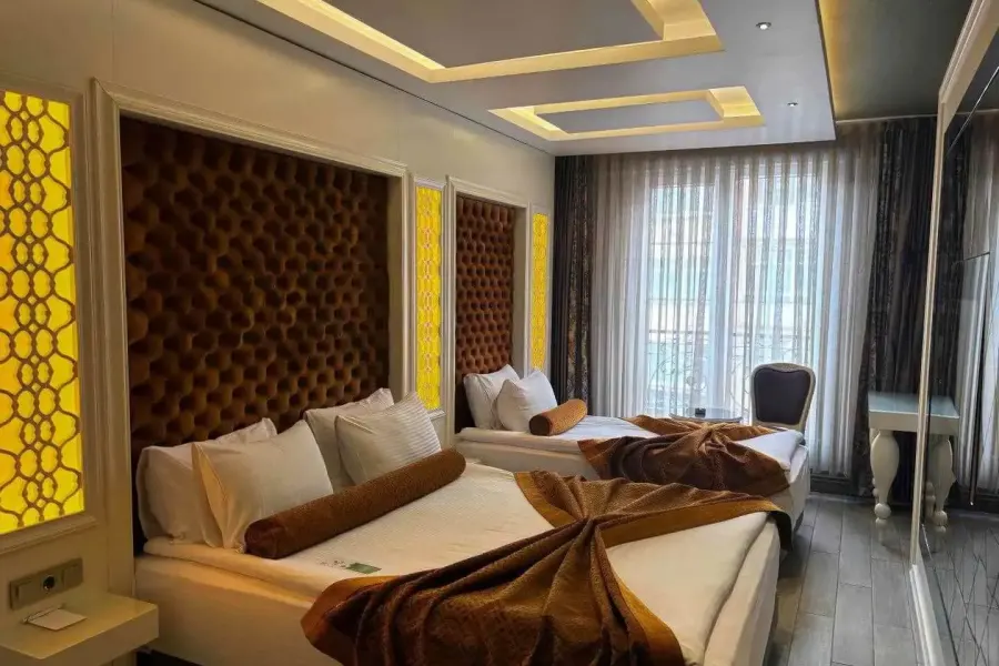 Hotel Zade