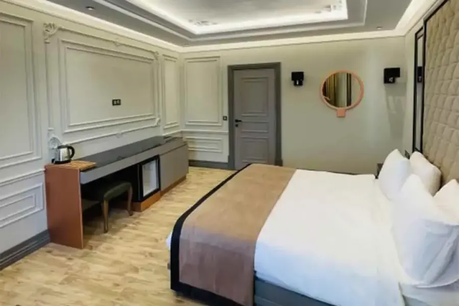 Lala Grand Hotel