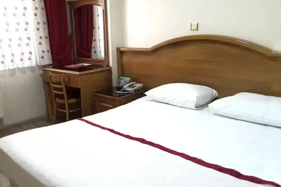 Nil Hotel
