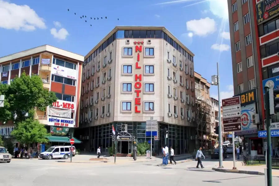 Nil Hotel