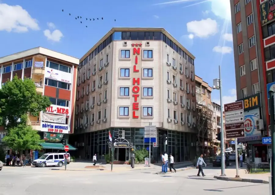 Nil Hotel