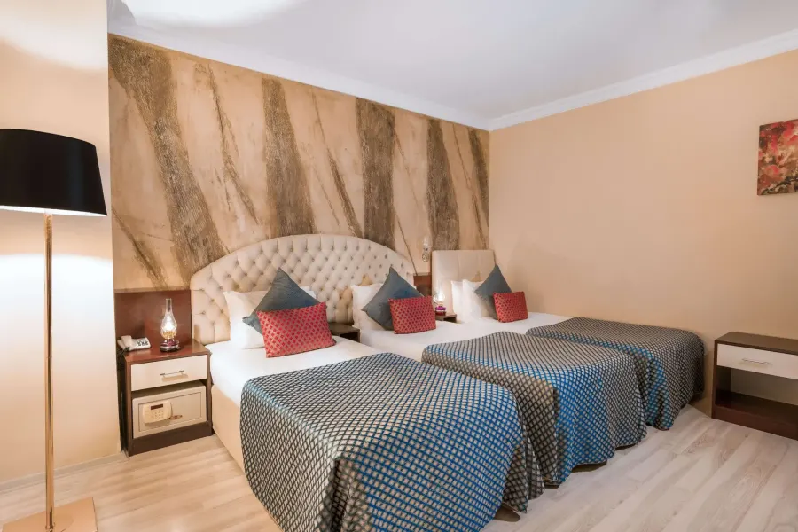 Grand Ani Hotel