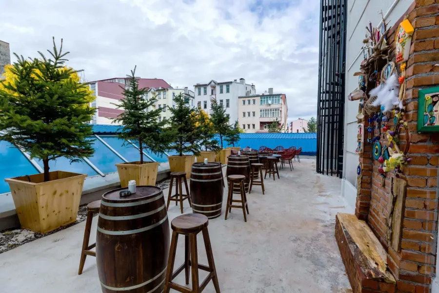 Grand Ani Hotel