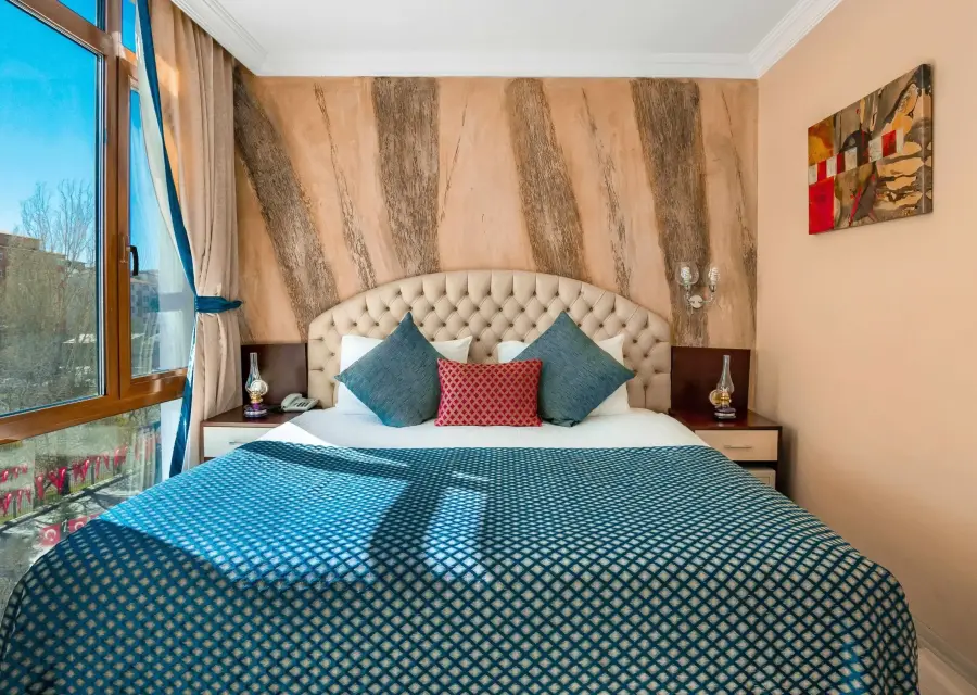 Grand Ani Hotel