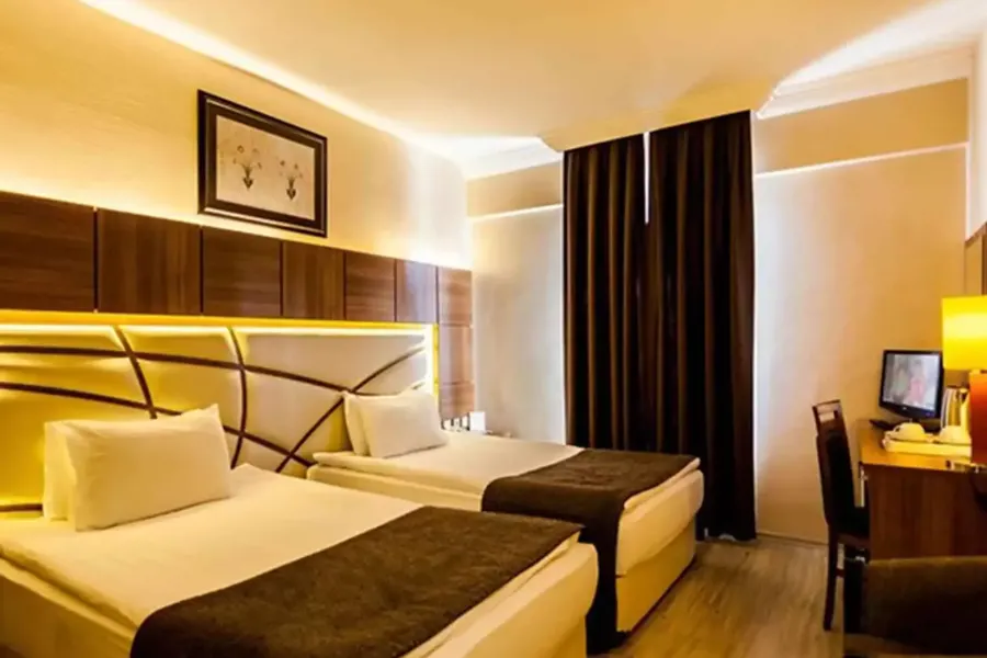 Rumi Hotel