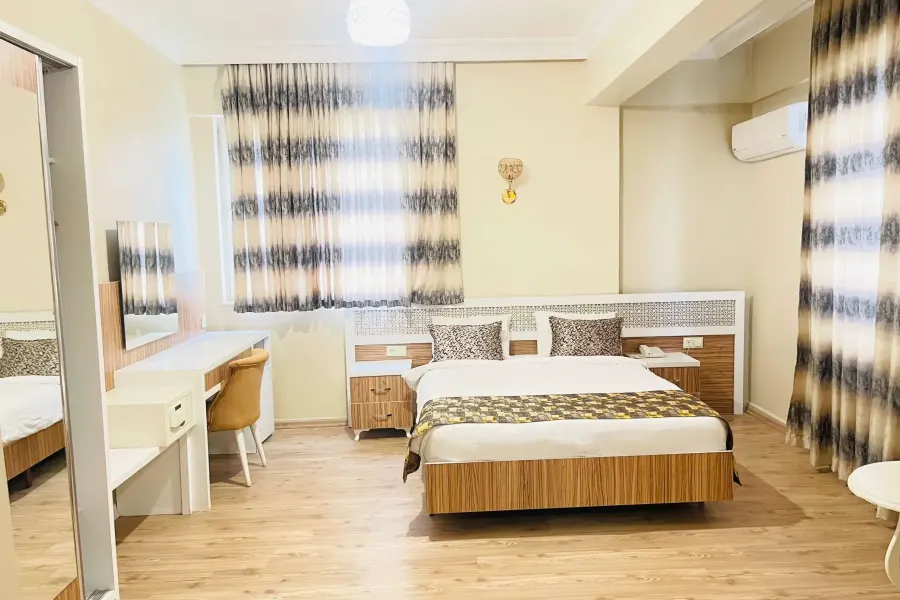 Grand Gulizar Hotel
