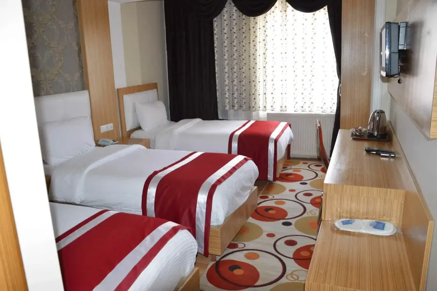 Hotel Dinc