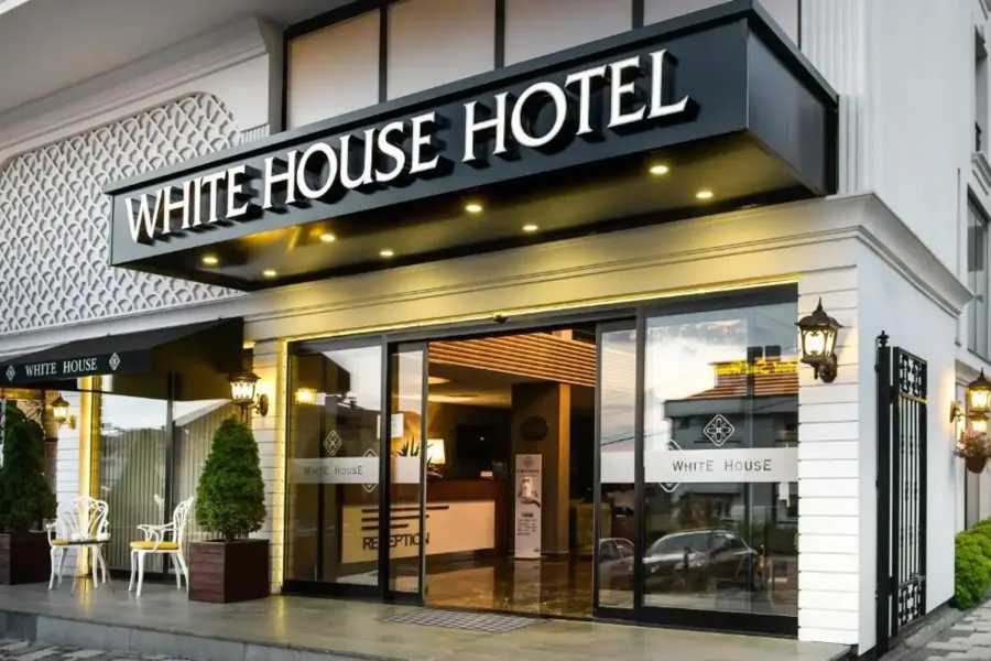 Whie House Hotel