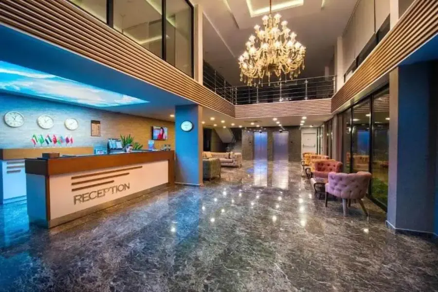 Whie House Hotel
