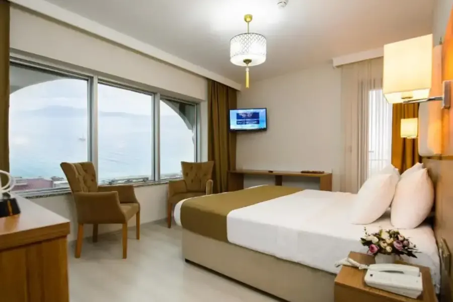 Whie House Hotel