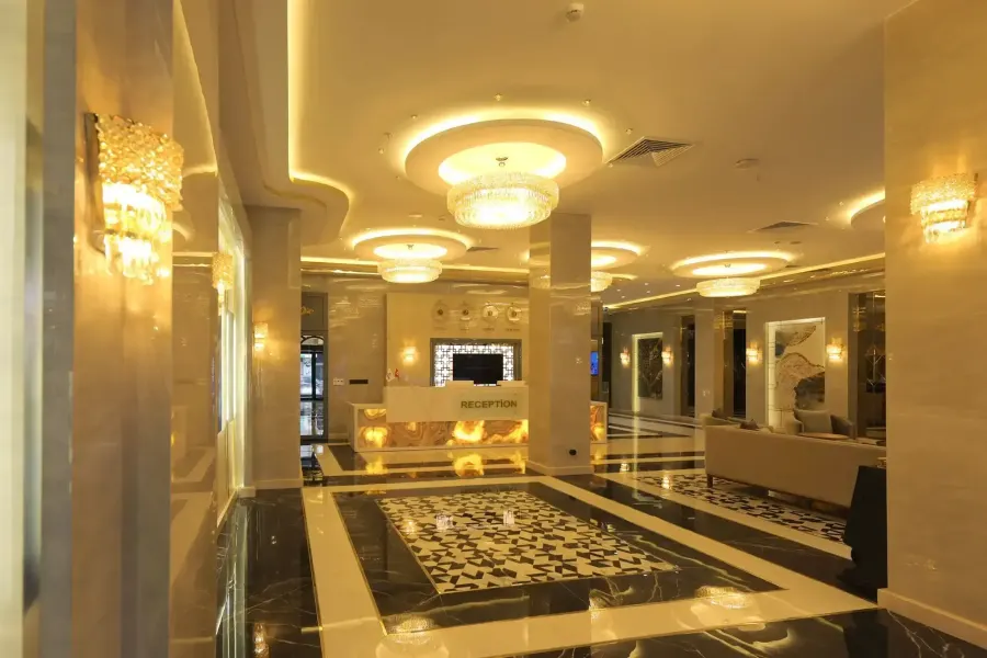 Rocci̇a Downtown Hotel