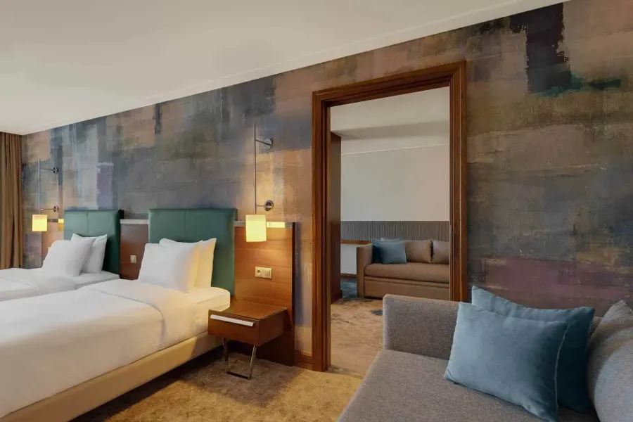 DoubleTree by Hilton Hotel Van