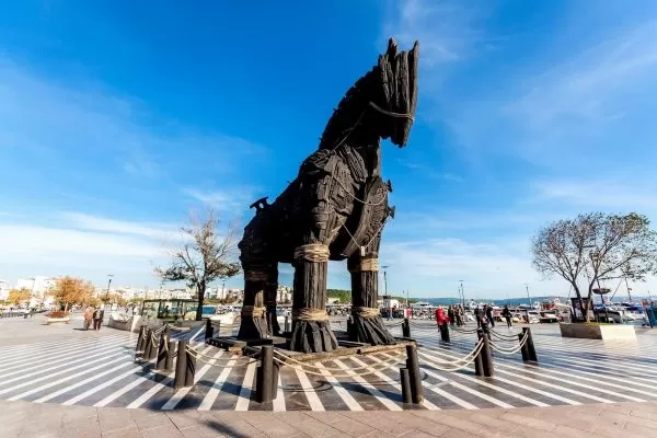 Troy Trojan Horse 1