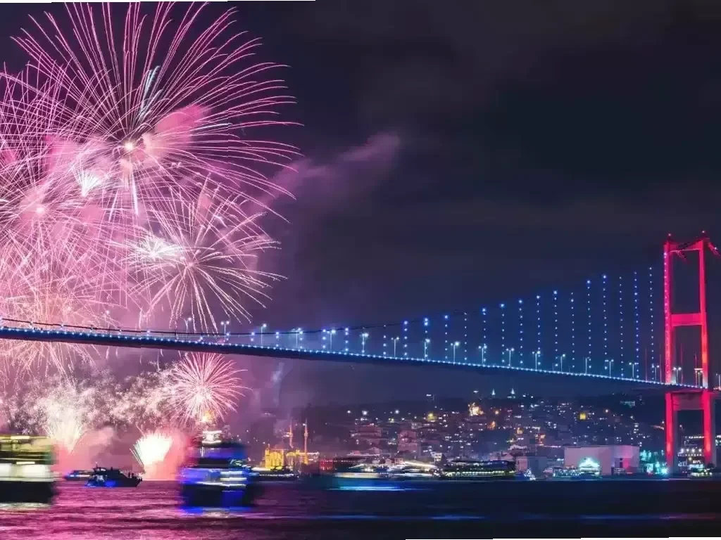 New Year’s Eve Party Bosphorus Cruise in Istanbul 2026