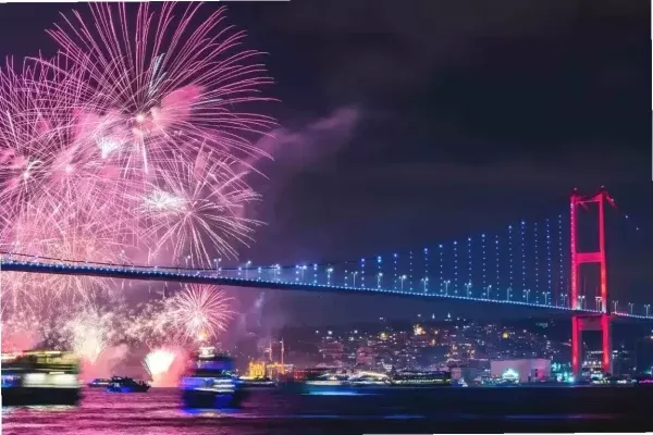 Istanbul New Year Party Bosphorus 9