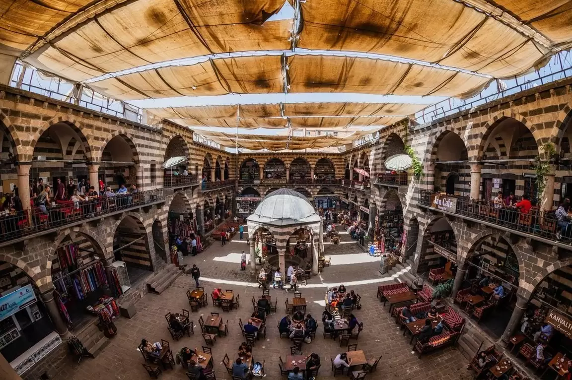 Diyarbakir 33